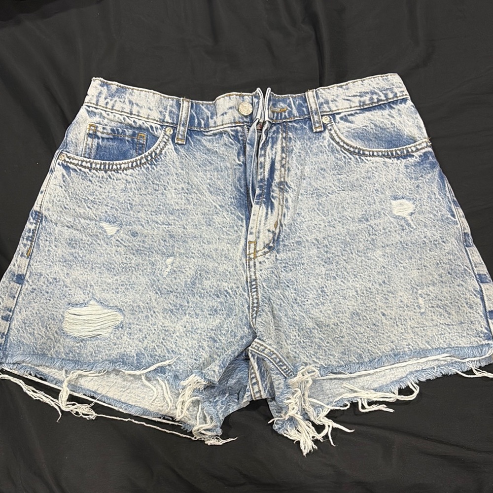 BDG Distressed Denim Women Shorts